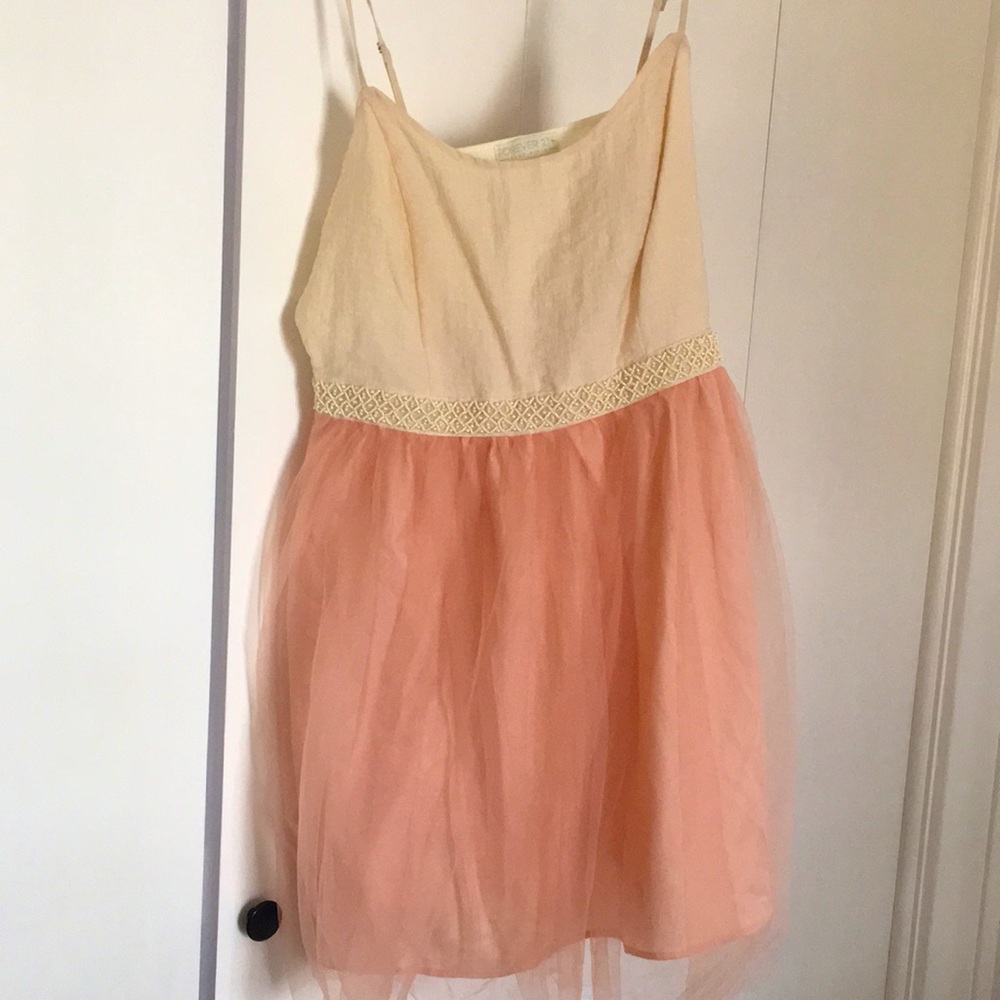 Dress with tulle skirt